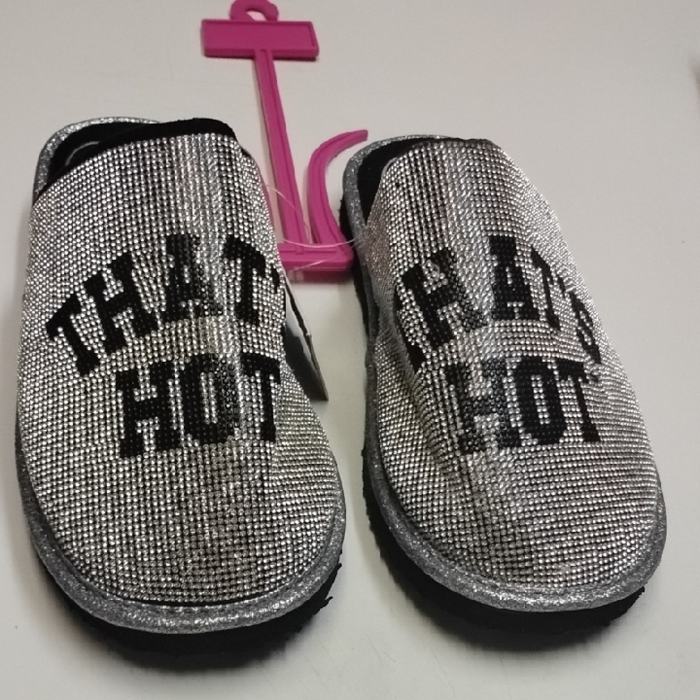 That's Hot Bedazzled Slippers Paris Hilton Sliving
